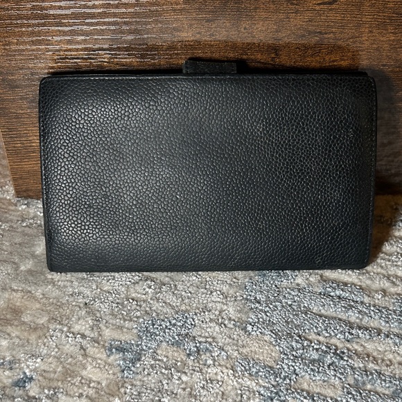 309. CHANEL Black Caviar Leather wallet - Picture 3 of 12